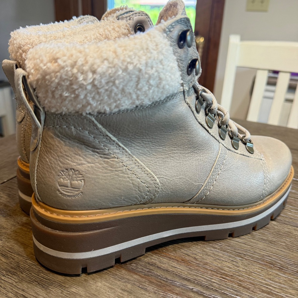 Timberland Cerrvinia Valley Waterproof Boots Taupe Full Grain Leather Womens 8.5